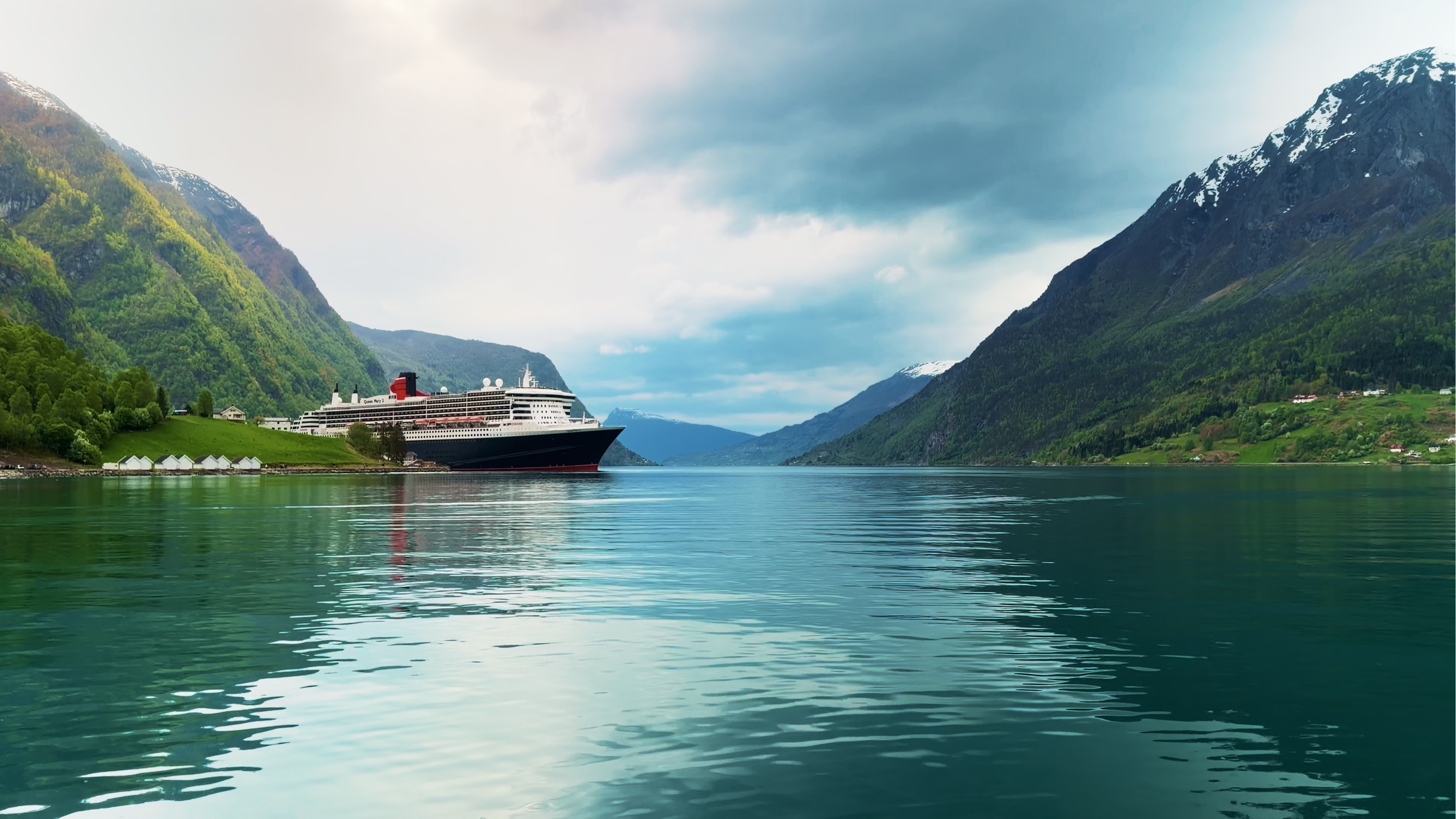 Queen Mary 2 Norwegian Fjords Cruise: 7 Days from Southampton